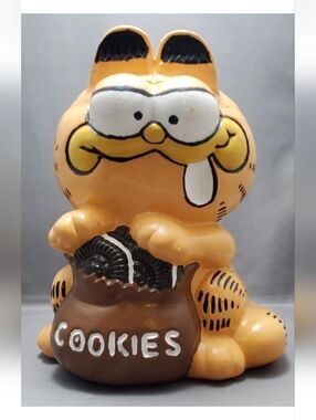 Vintage Garfield Piggy Bank- Orange Ceramic Cat with Cookie Sack 1982